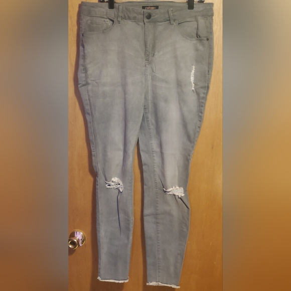 refuge Denim - Refuge+ Dark Gray, Distressed Jeans